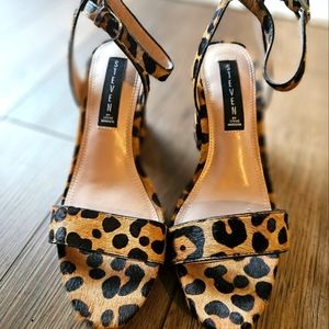 Steven Madden Sandals 7.5